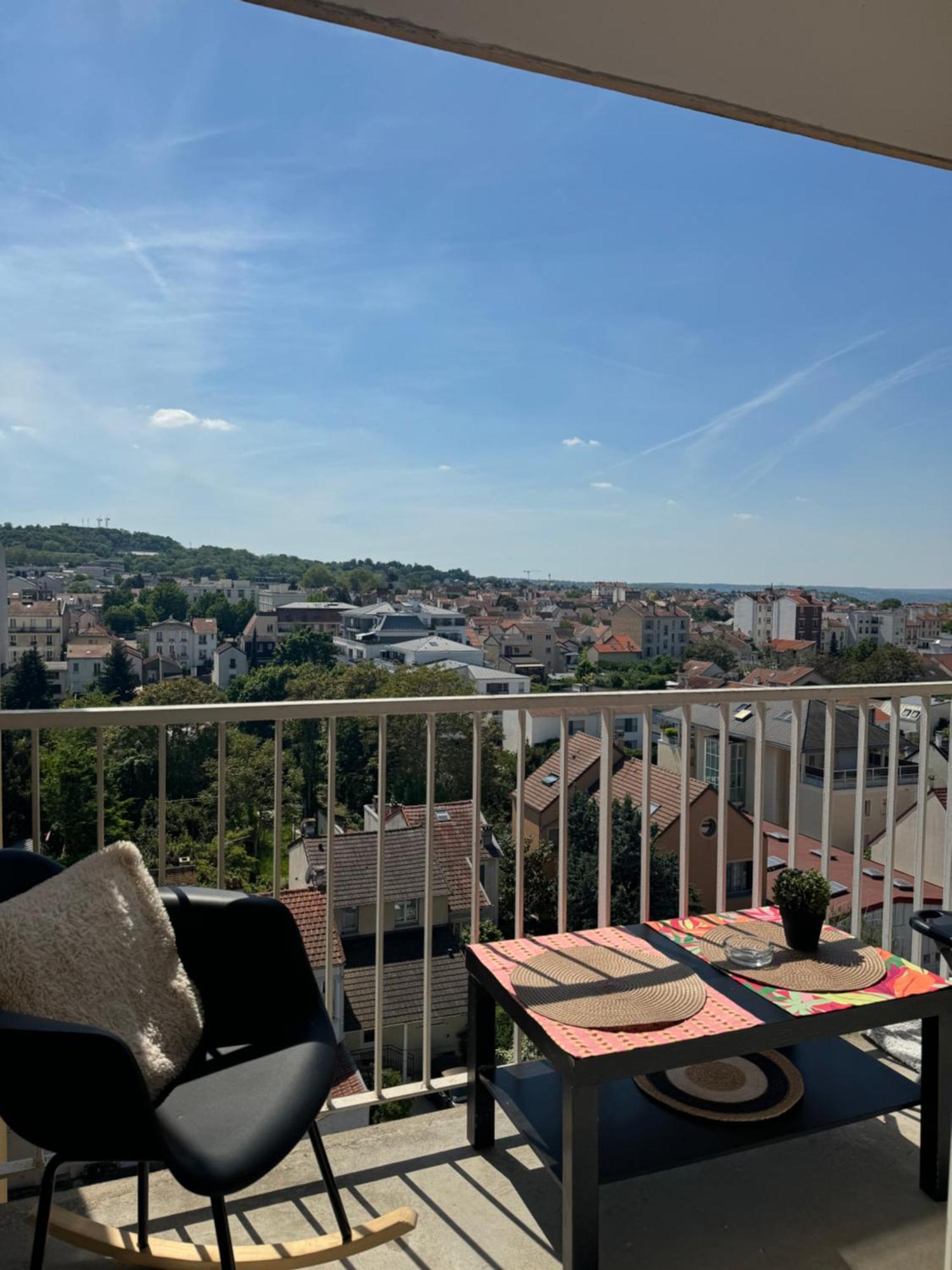 Appartement Proche De La Defense Пюто Экстерьер фото